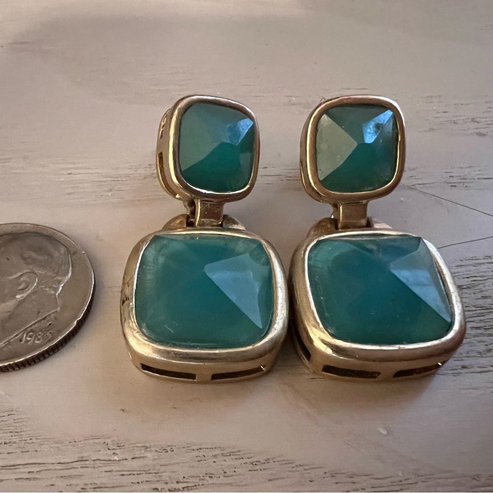 Banana Republic Elegant Gold and Green Drop Earrings